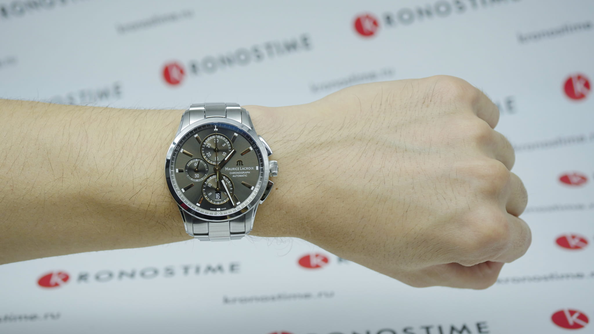 Maurice Lacroix PT6388-SS002-331-1 мужские часы застежка крупным планом